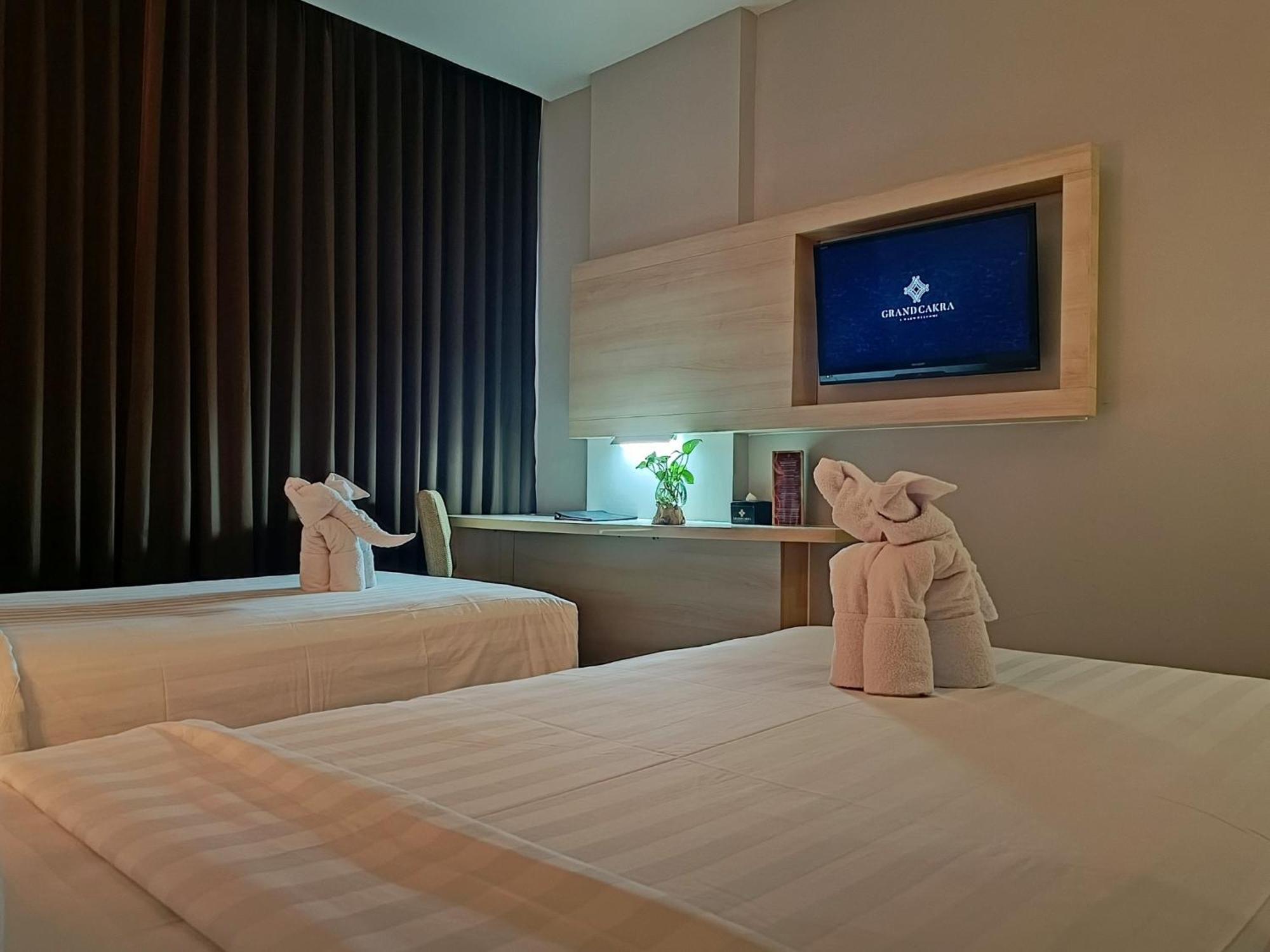 Grand Cakra Hotel Маланг Экстерьер фото