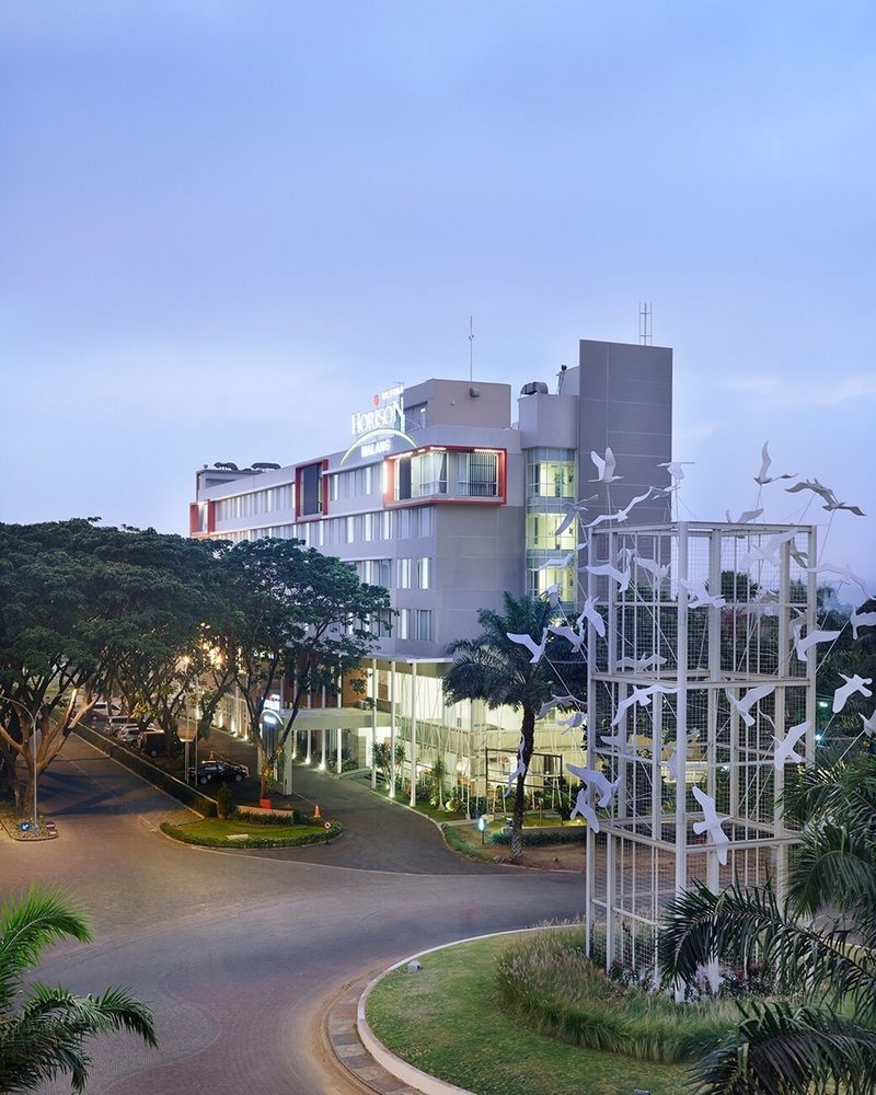Grand Cakra Hotel Маланг Экстерьер фото