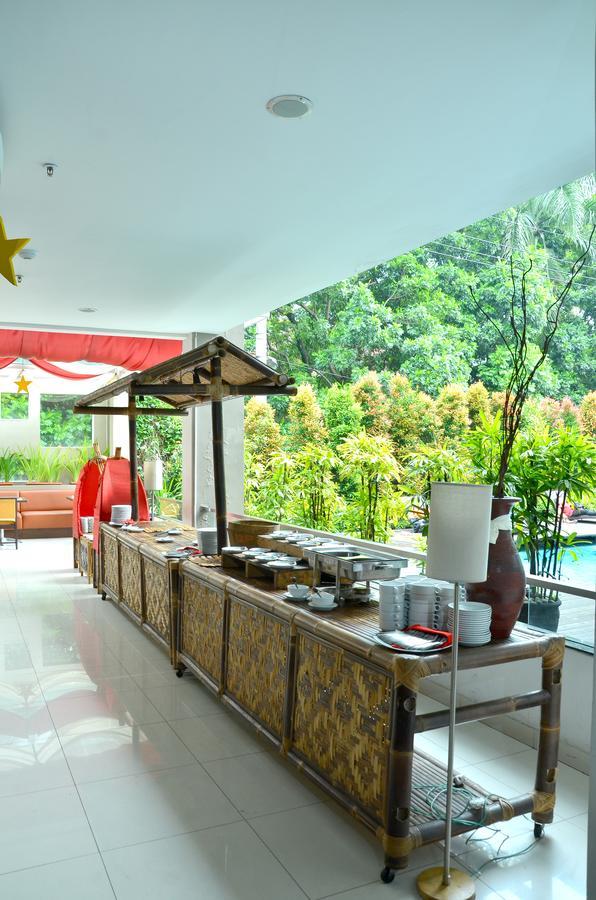 Grand Cakra Hotel Маланг Экстерьер фото