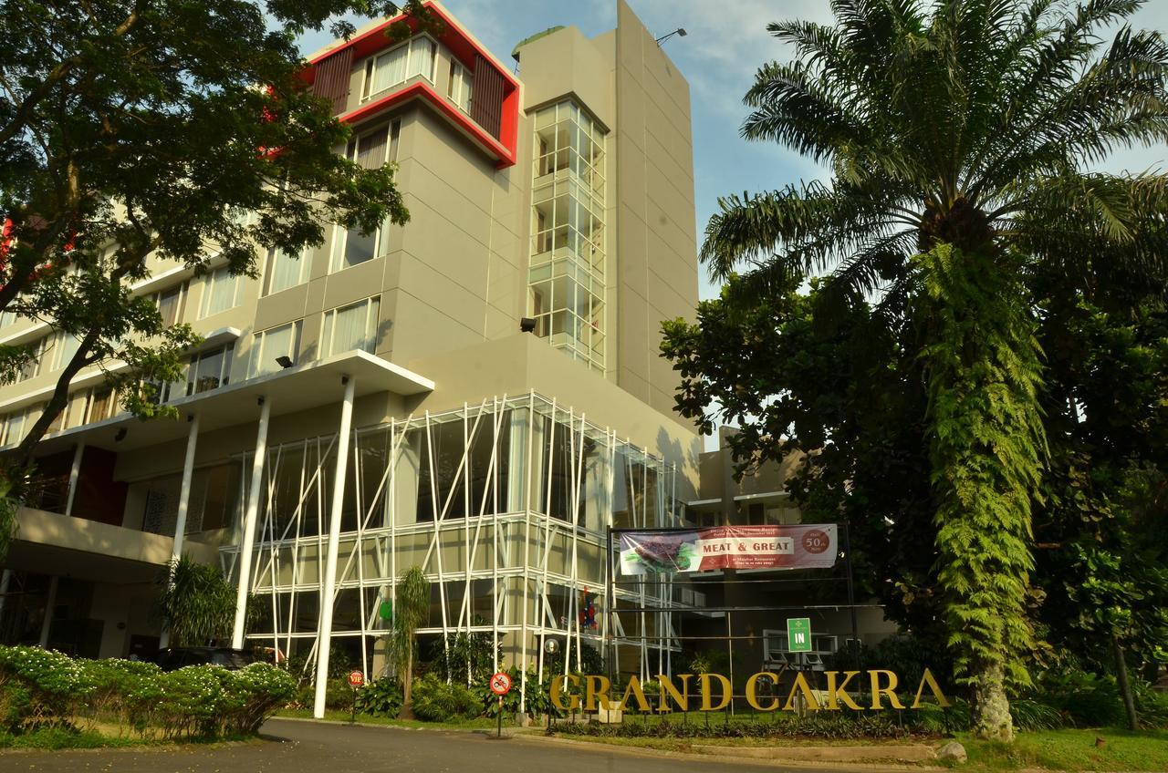Grand Cakra Hotel Маланг Экстерьер фото